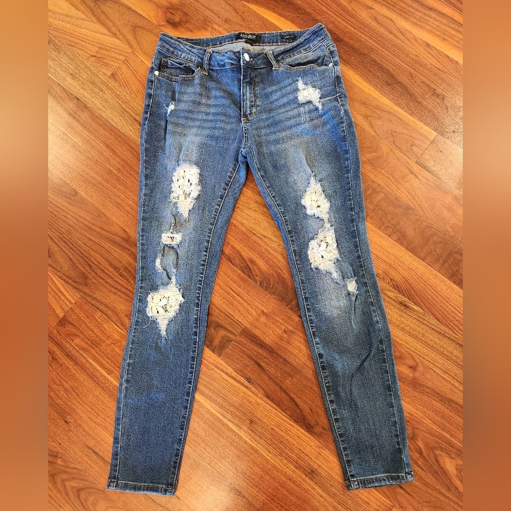 Judy Blue Distressed Skinny Jeans With Beautiful Crocheted Accents